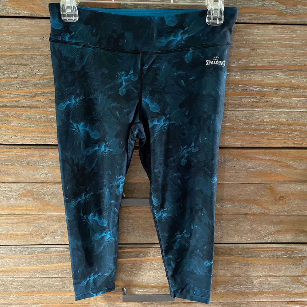 Spalding workout capris